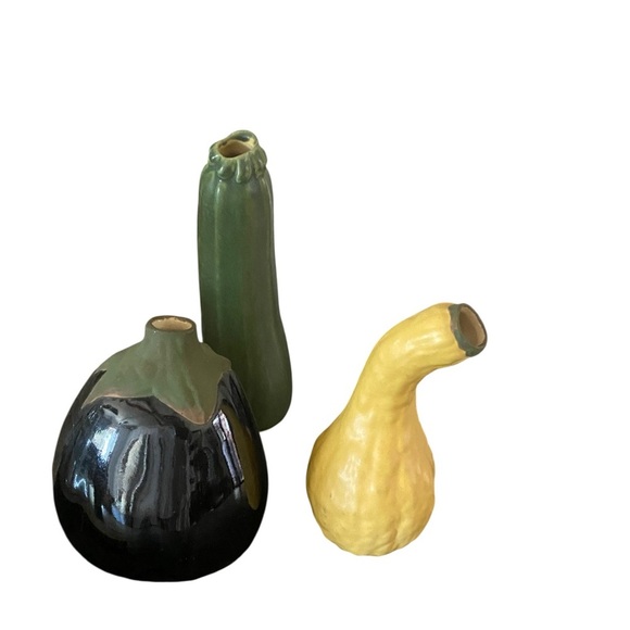 Vintage Patricia Garret Ceramic set eggplant, zucchini, and summer squash vases - Picture 2 of 16